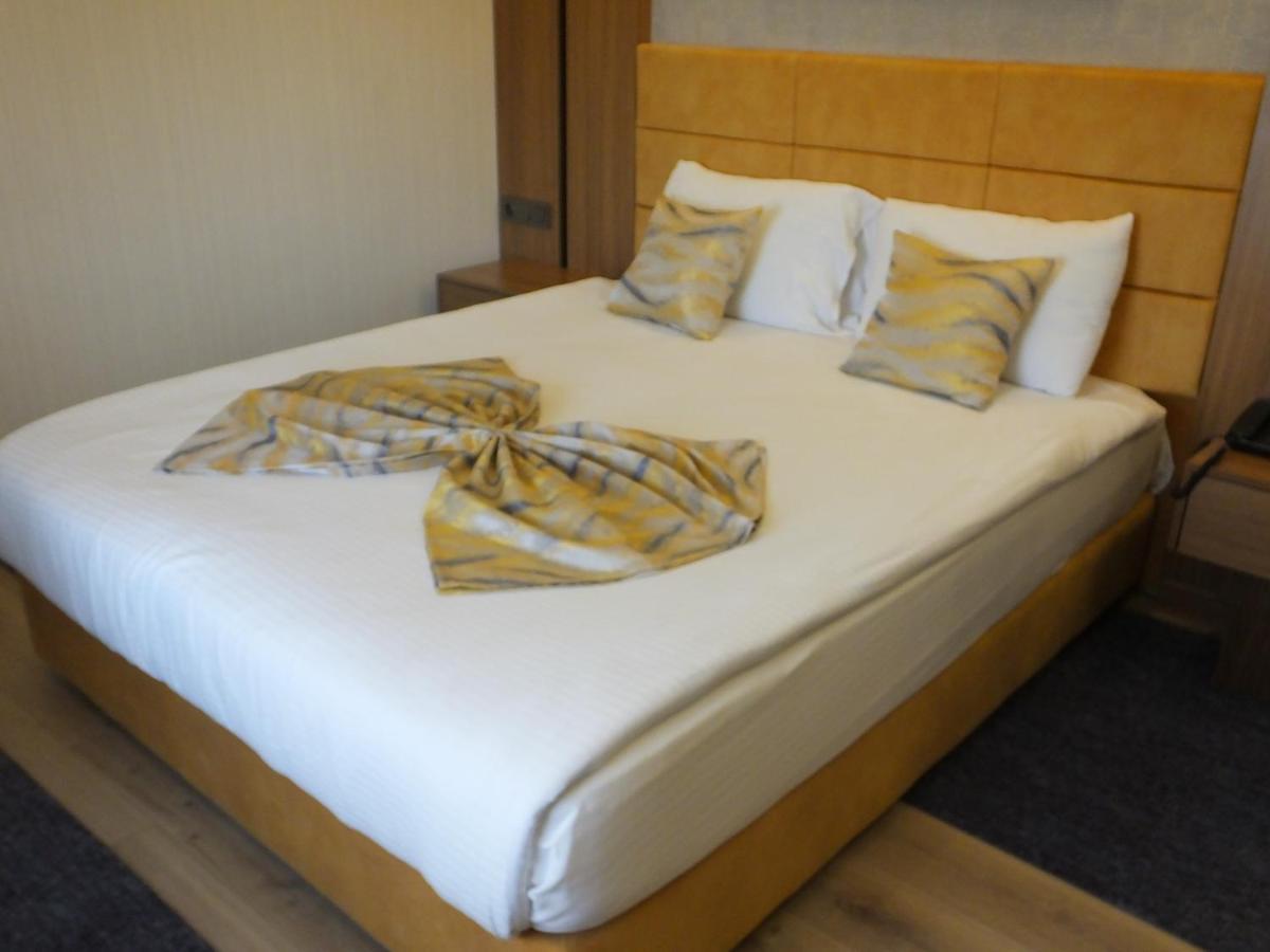 Ankuva Hotel Ankara Buitenkant foto