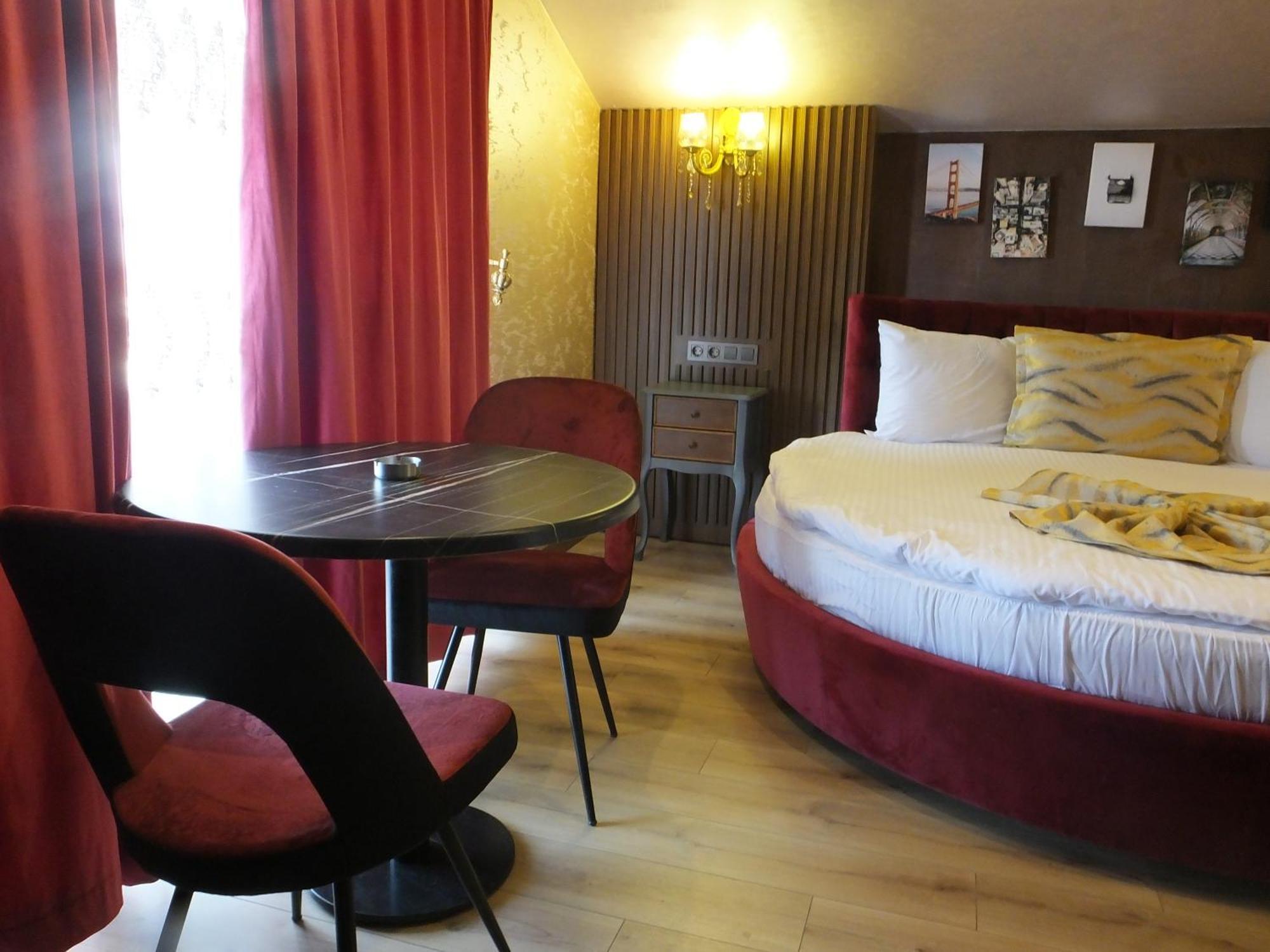 Ankuva Hotel Ankara Buitenkant foto