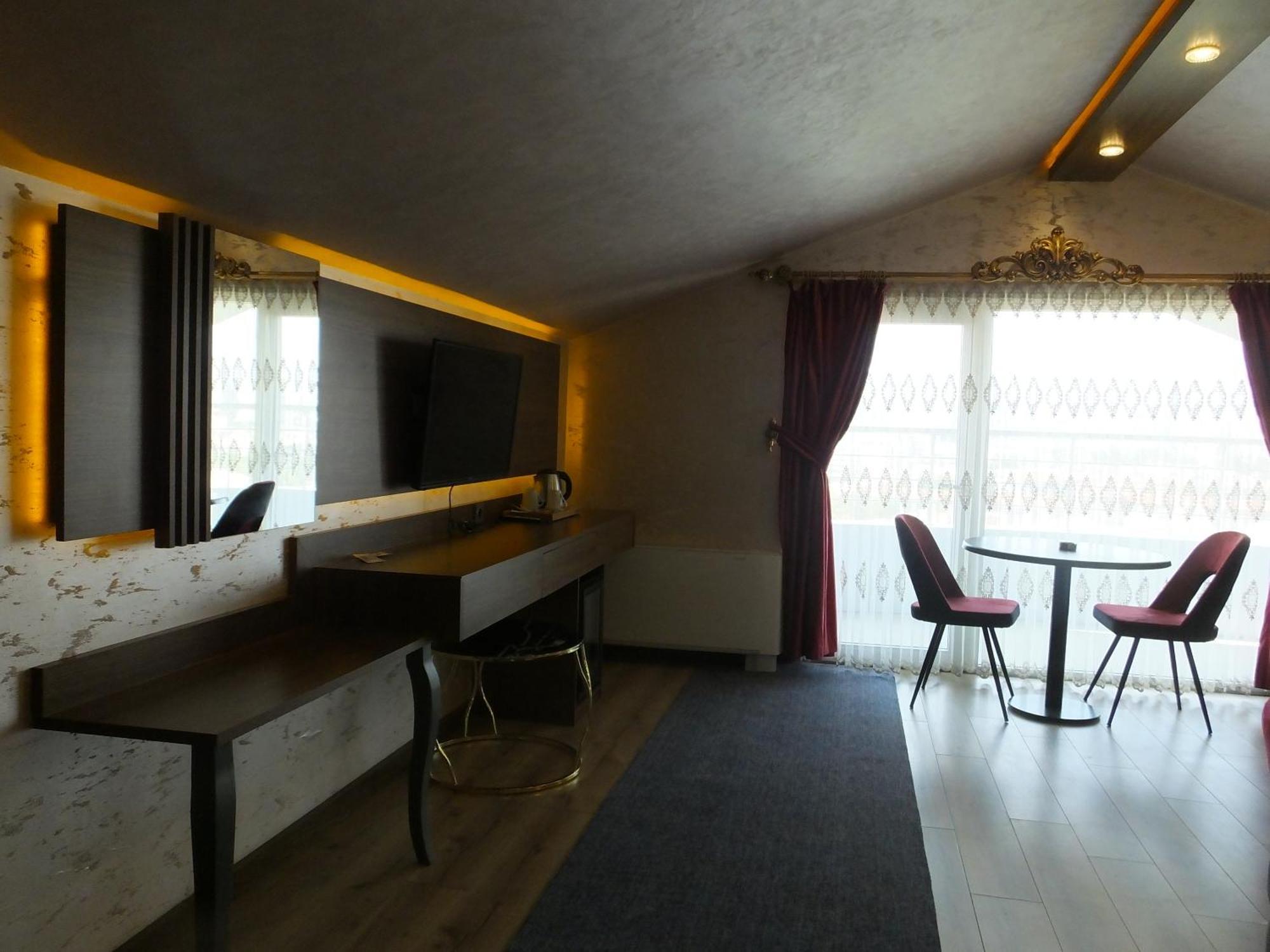 Ankuva Hotel Ankara Buitenkant foto